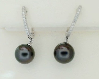 Pearl Earring
