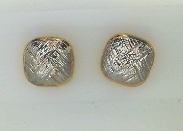 Precious Metal (No Stones) Earring