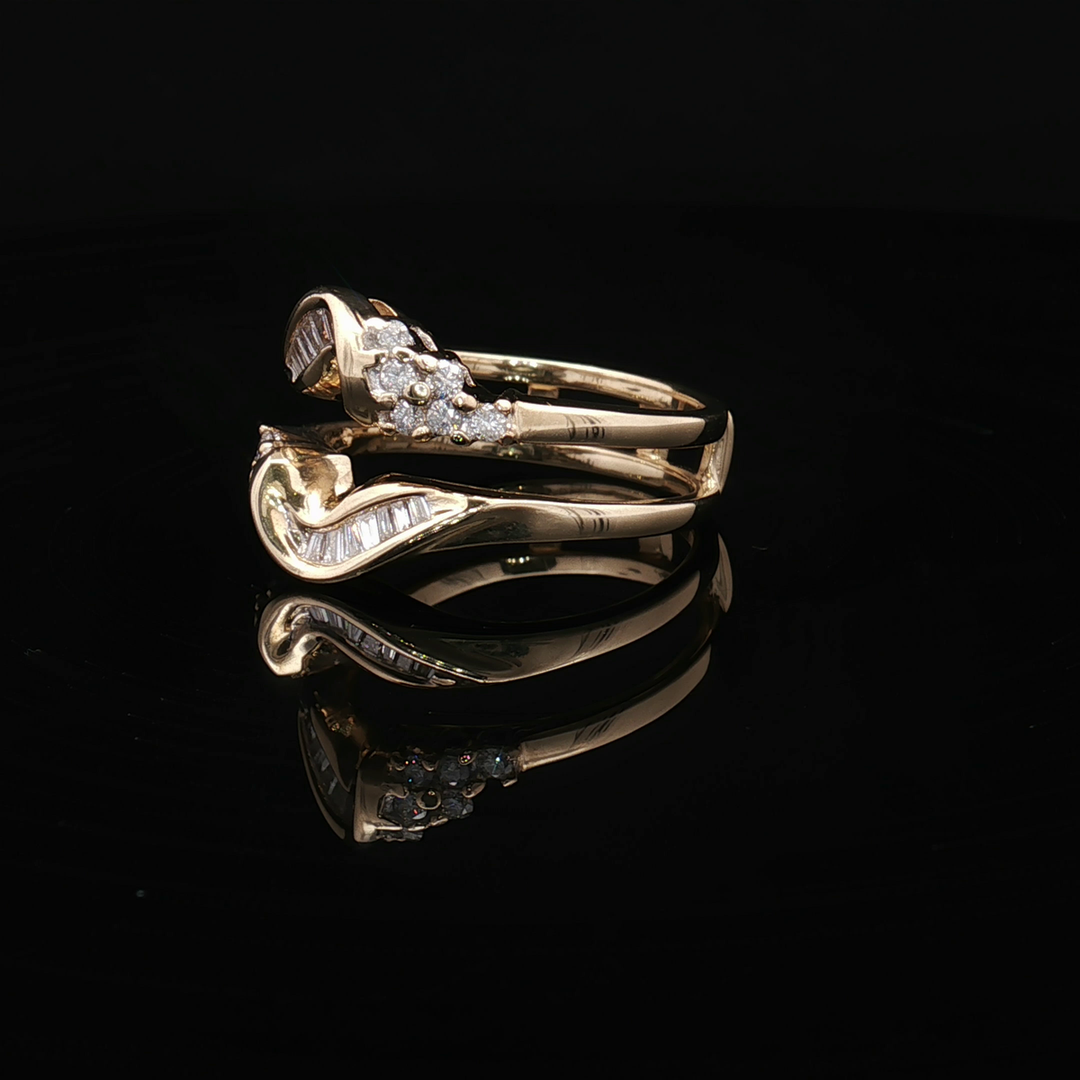 Diamond Wedding Bands  -  Women'