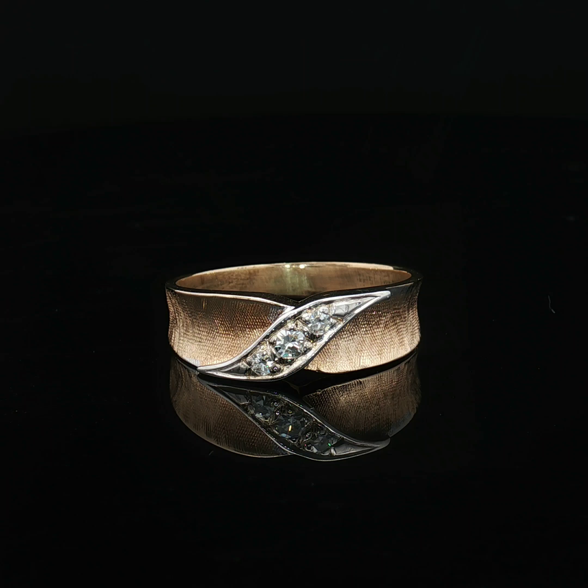 Diamond Fashion Rings - Women