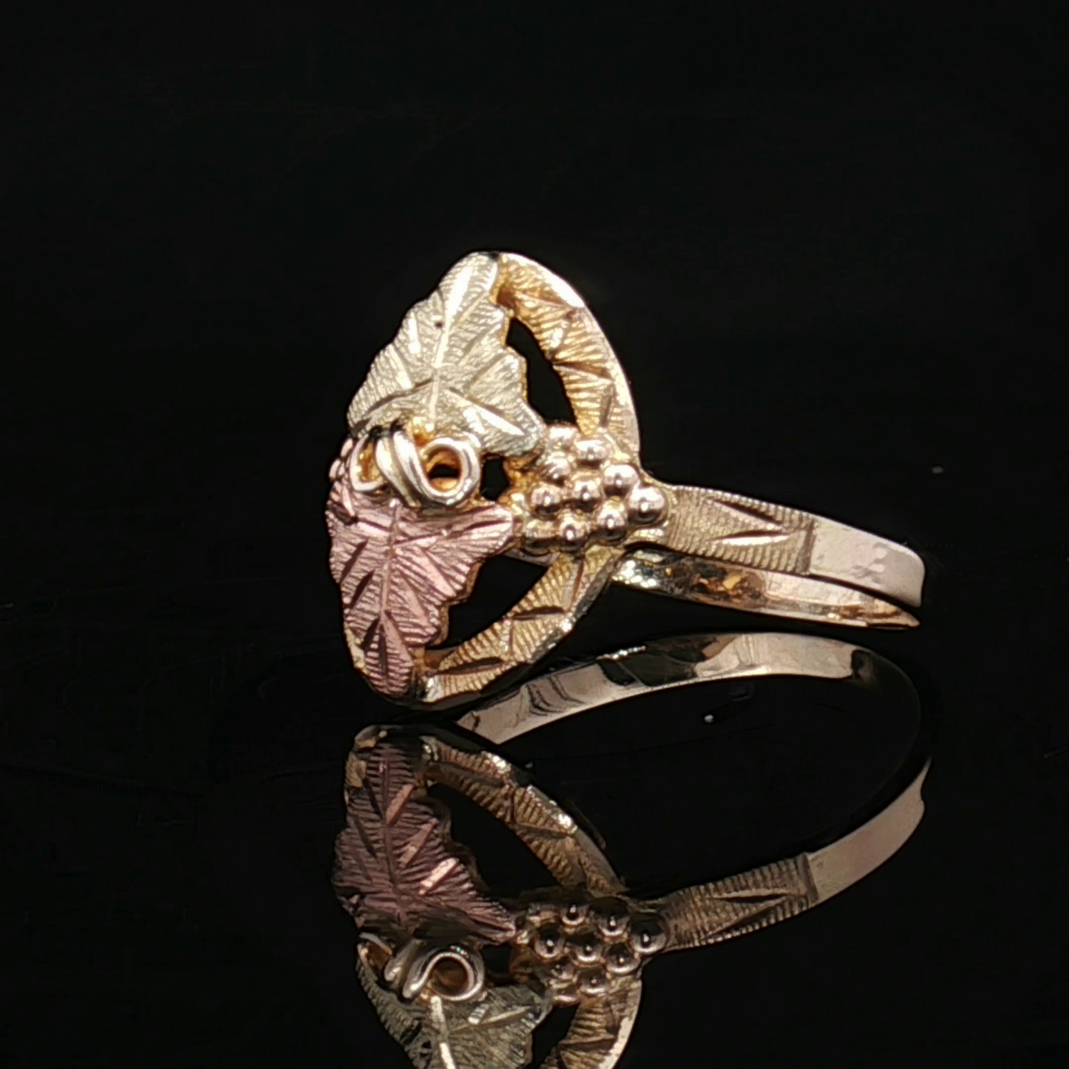 Precious Metal (No Stones) Fashion Rings - Women'