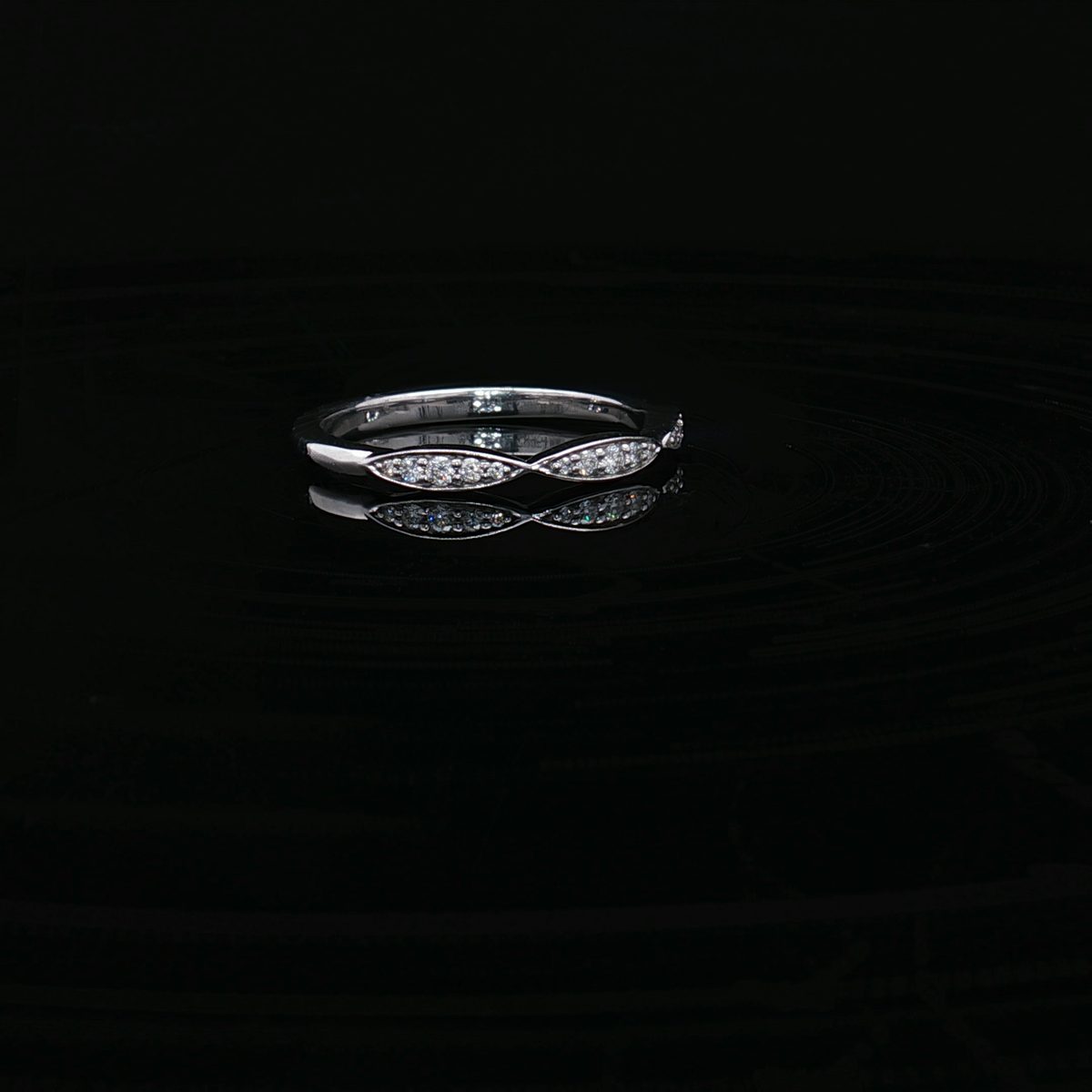Diamond Wedding Bands  -  Women'