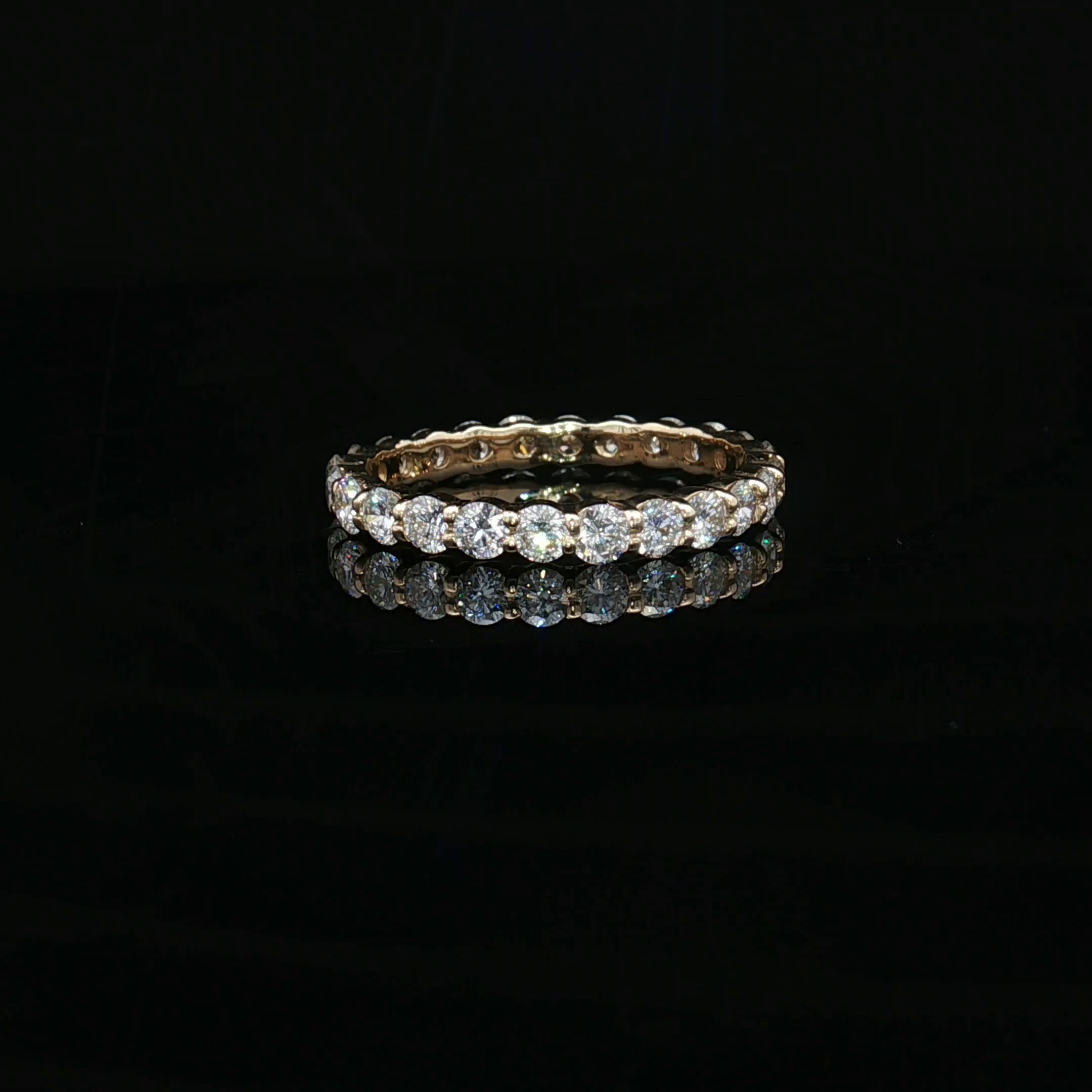Diamond Wedding Bands  -  Women'