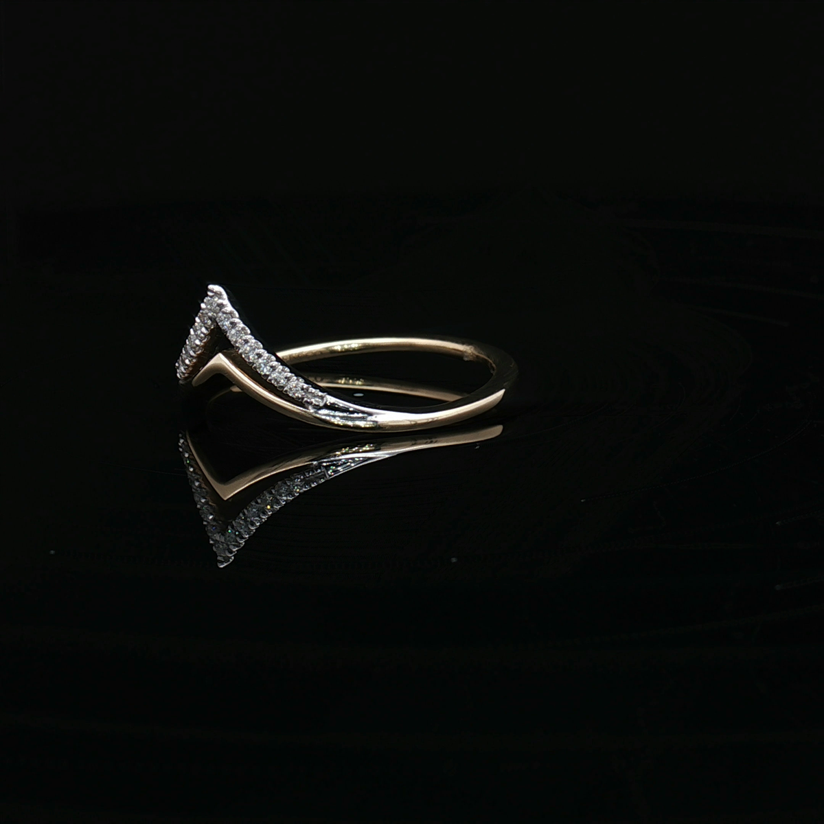 Diamond Wedding Bands  -  Women'