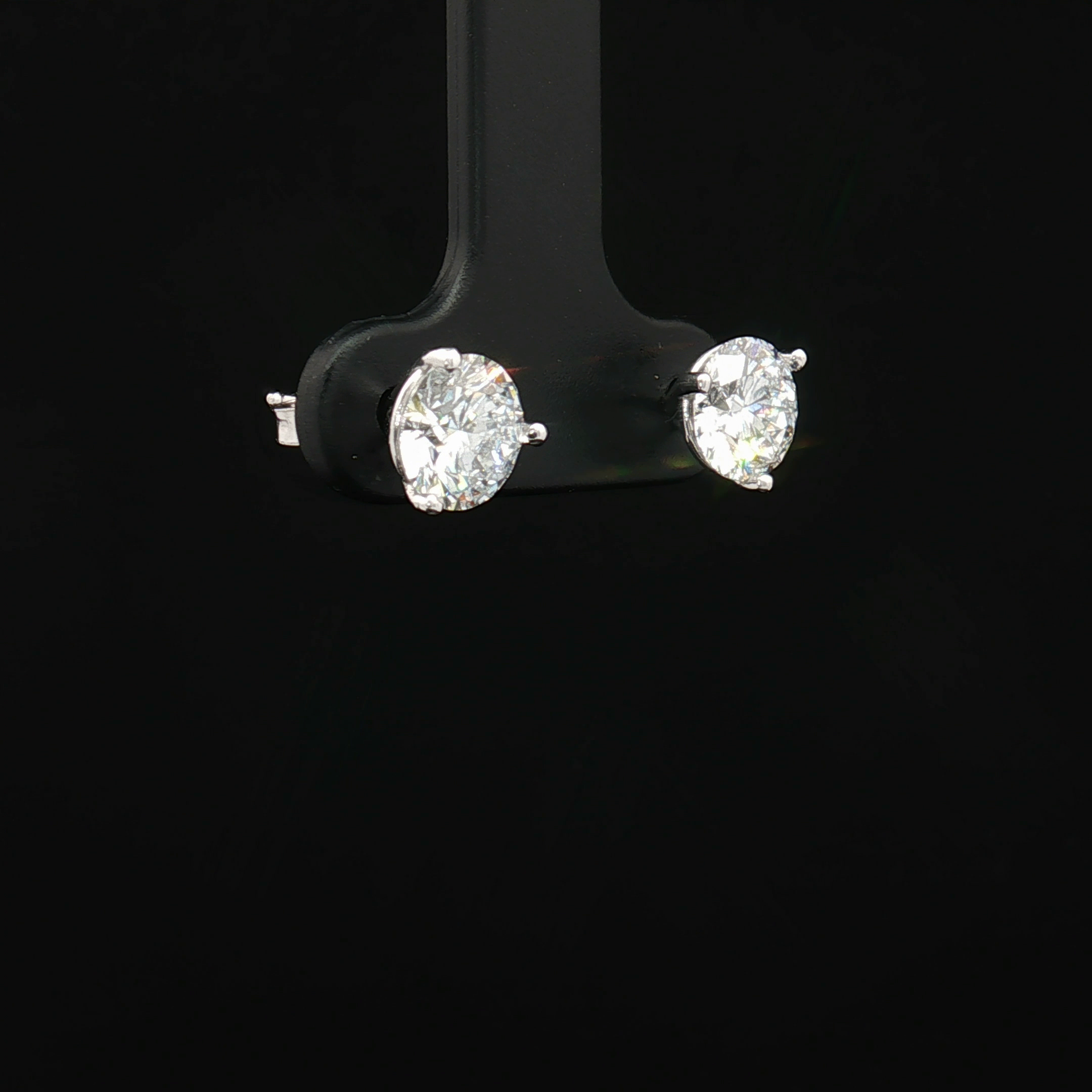 Diamond Earring