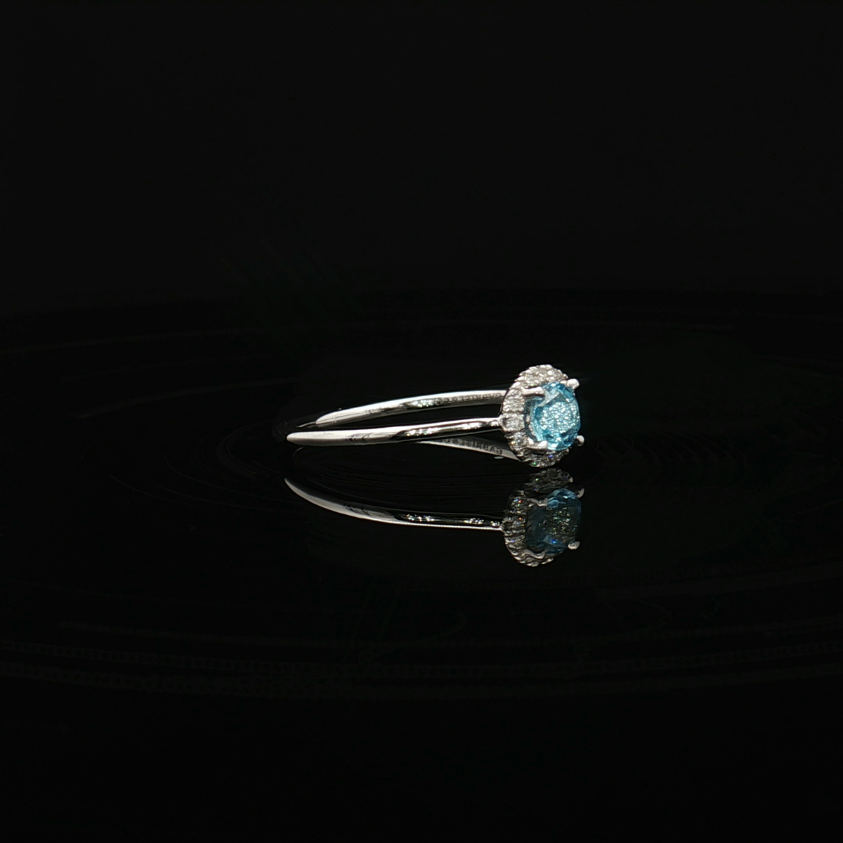 Colored Stone Rings  -  Women'