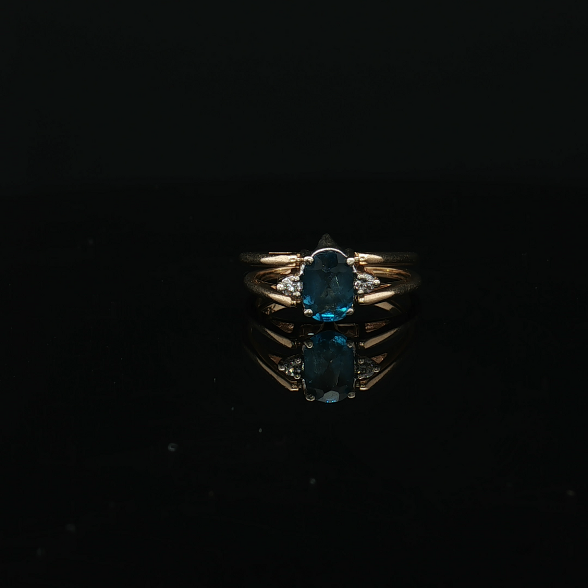 Diamond Fashion Rings - Women