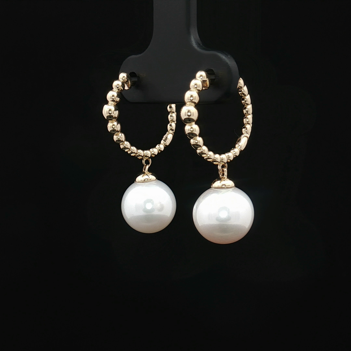 Pearl Earring