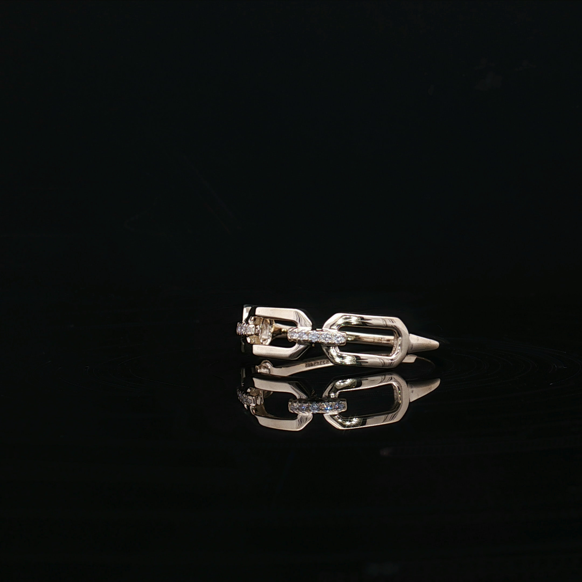 Diamond Fashion Rings - Women