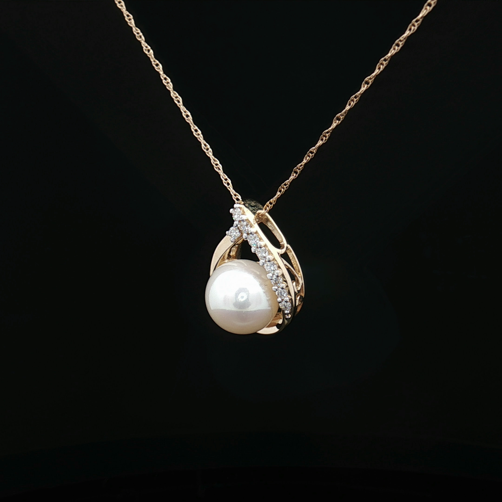 Pearl Pendant