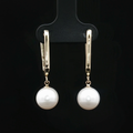 Pearl Earring