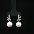 Pearl Earring