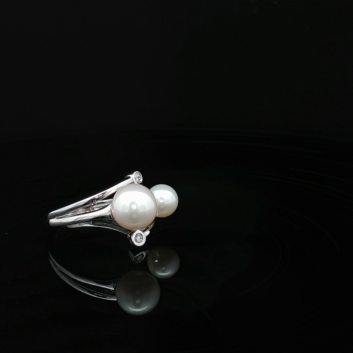 Pearl Ring