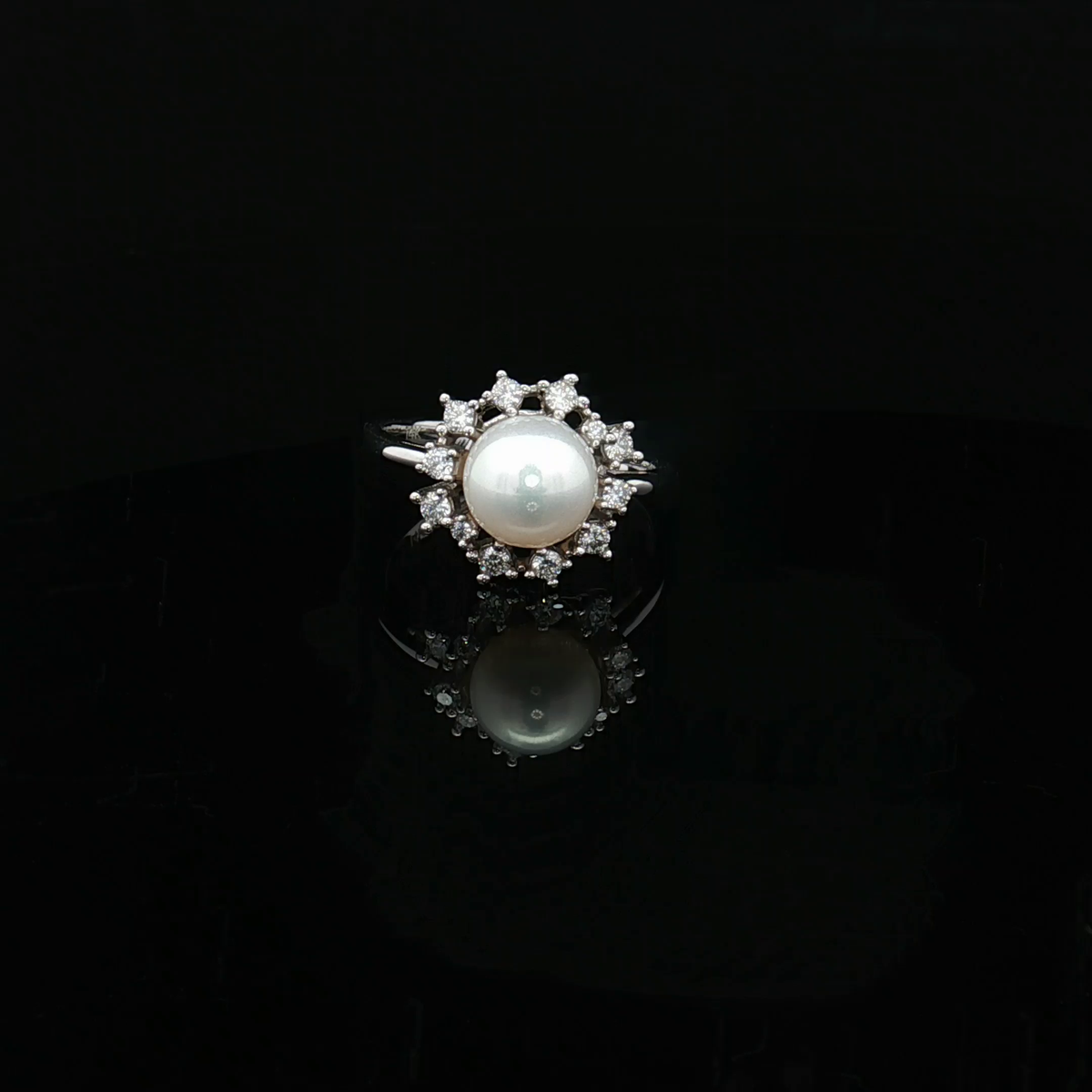 Pearl Ring