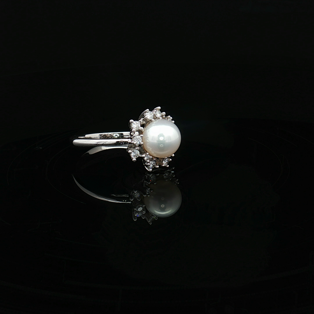 Pearl Ring
