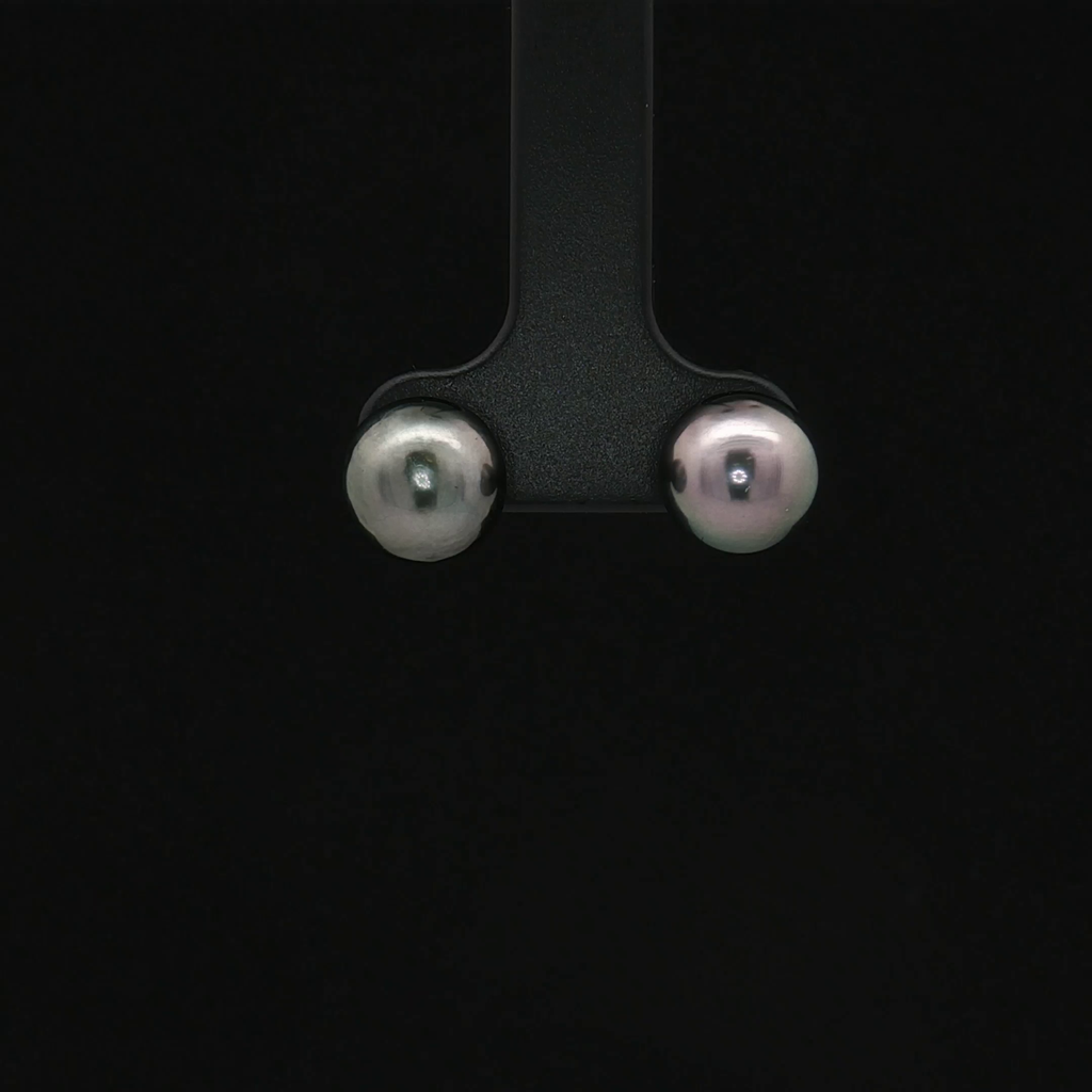 Pearl Earring