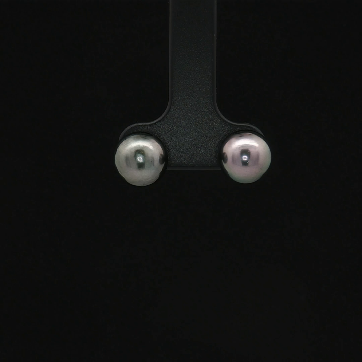 Pearl Earring