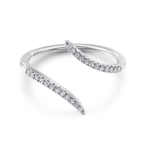 Diamond Fashion Rings - Women