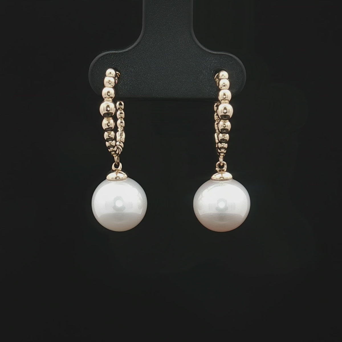 Pearl Earring