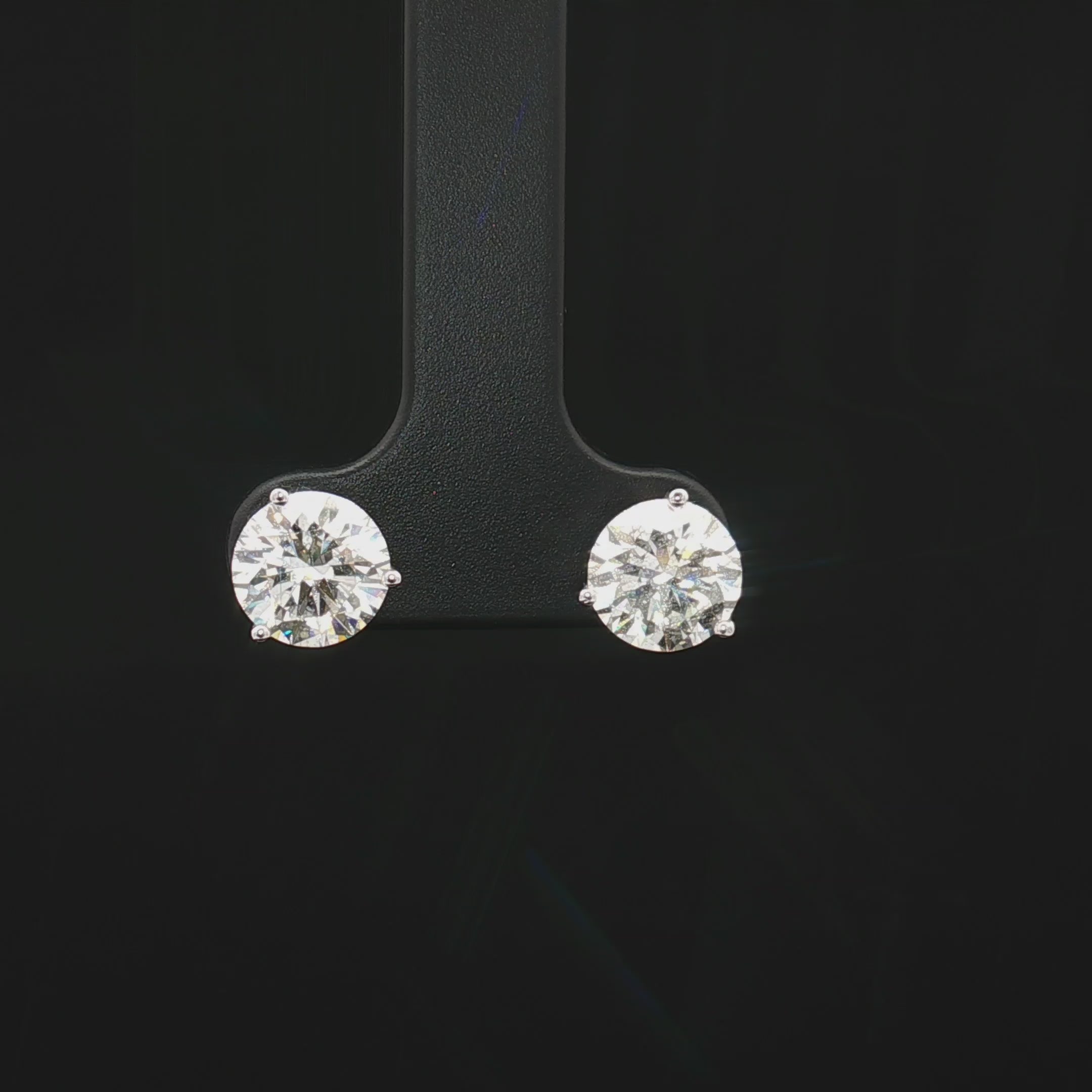 Diamond Earring