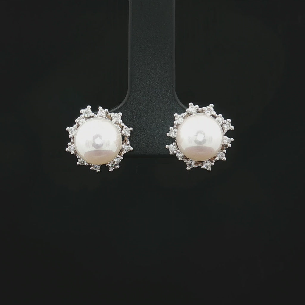 Pearl Earring