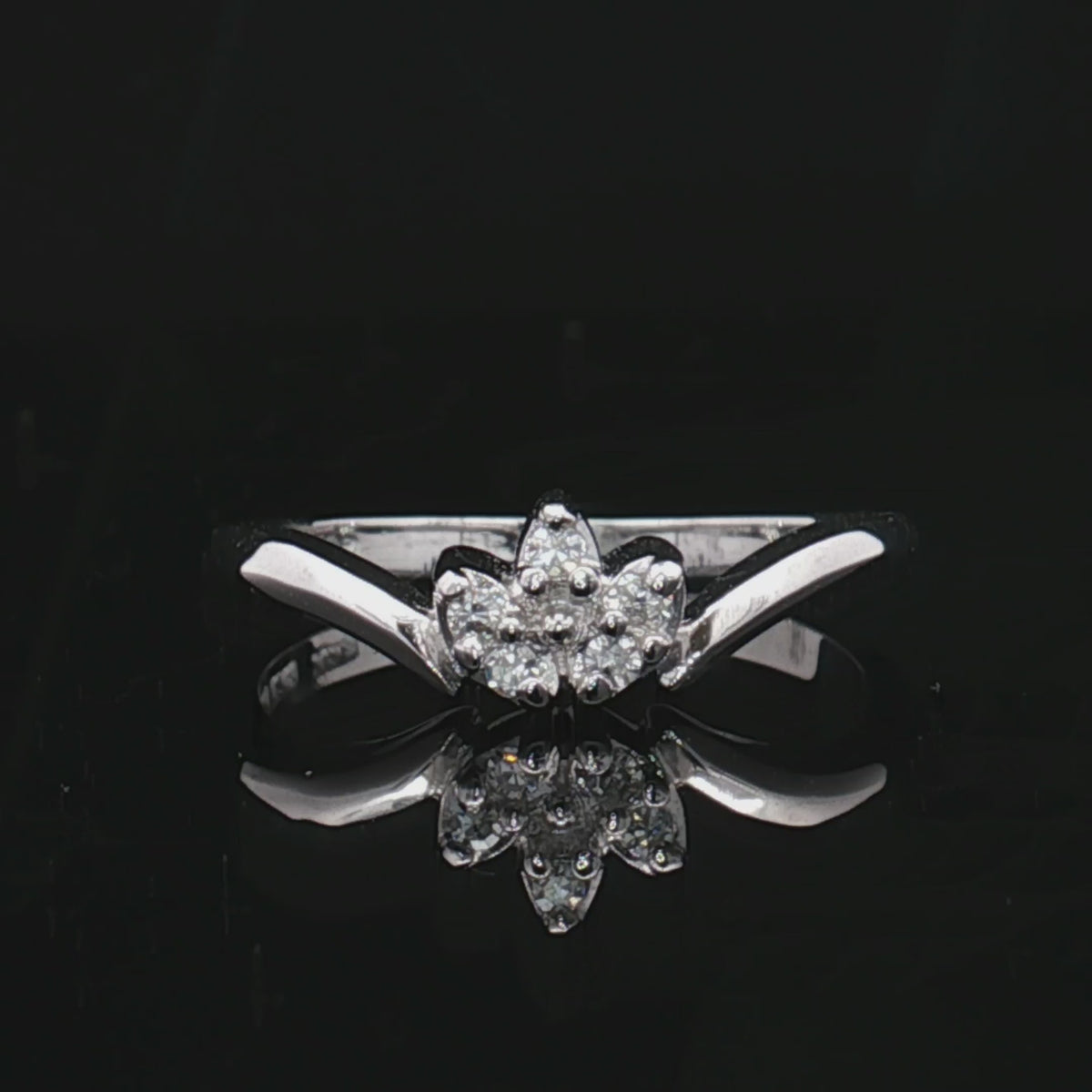 Diamond Fashion Rings - Women
