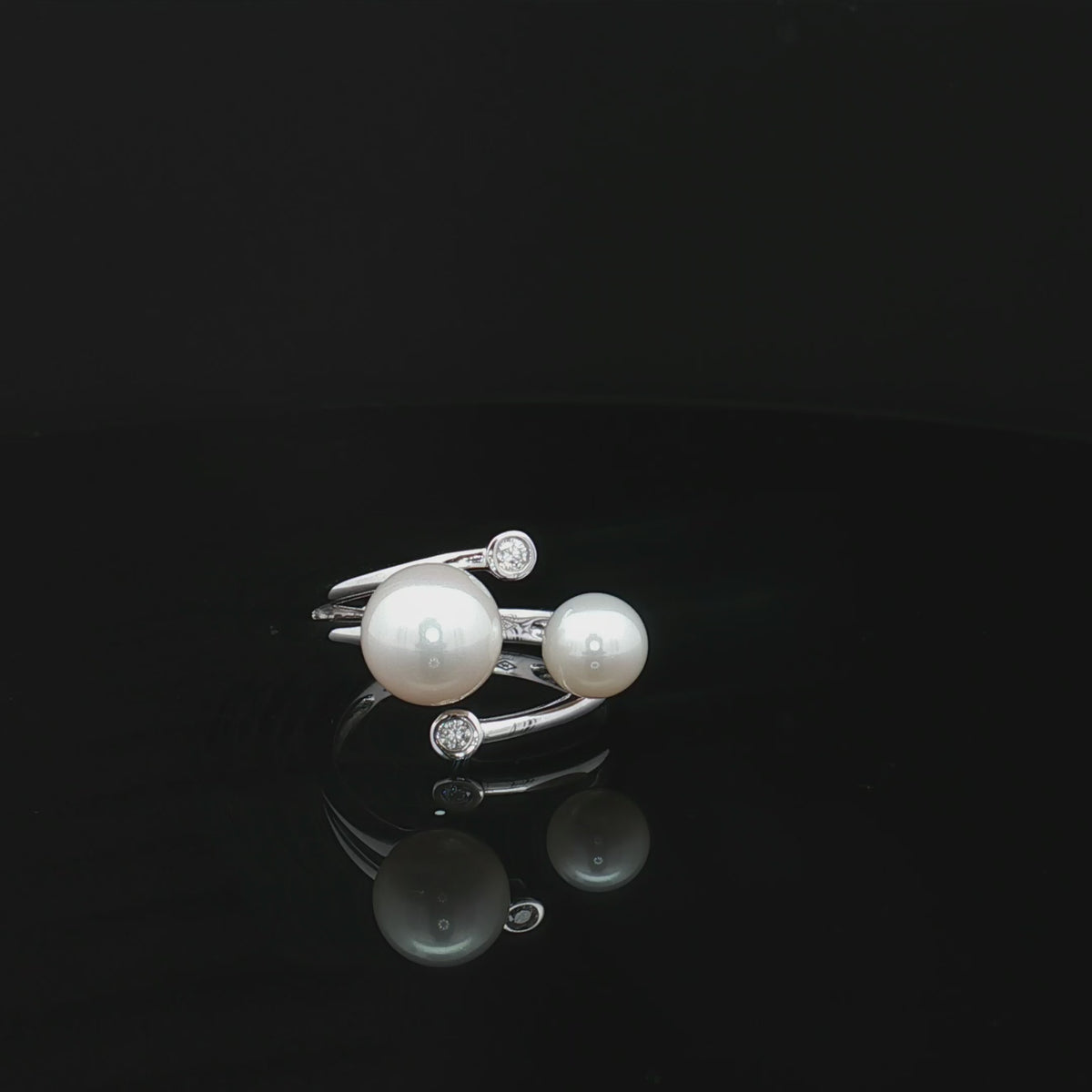 Pearl Ring