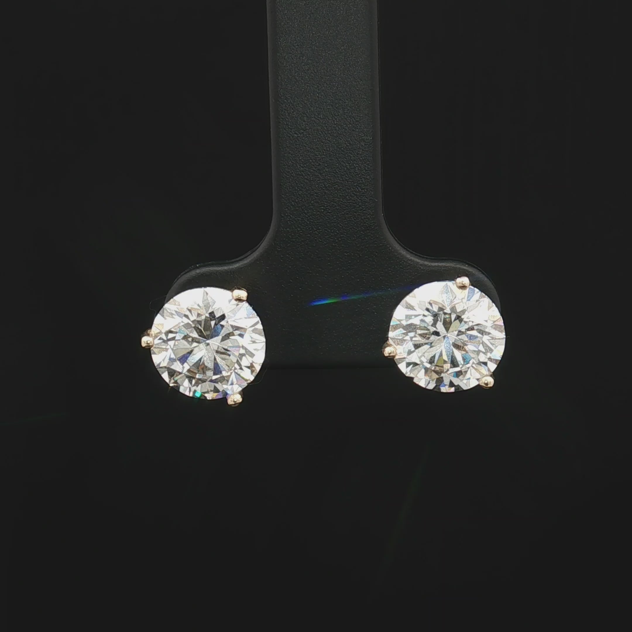 Diamond Earring